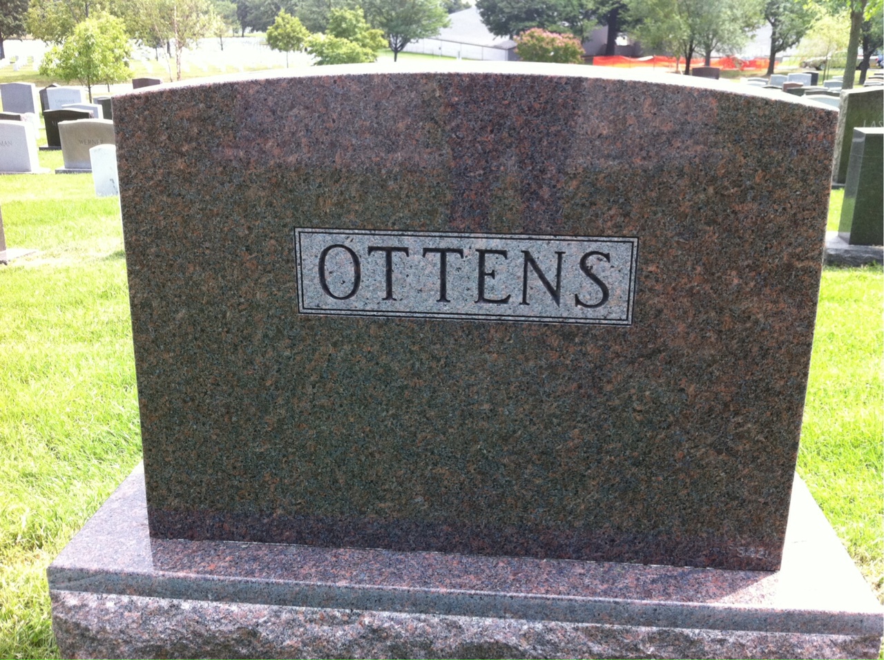Back of headstone — Edward Ottens