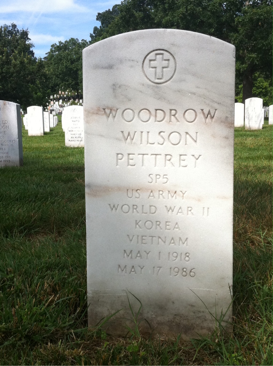 Woodrow W Pettrey