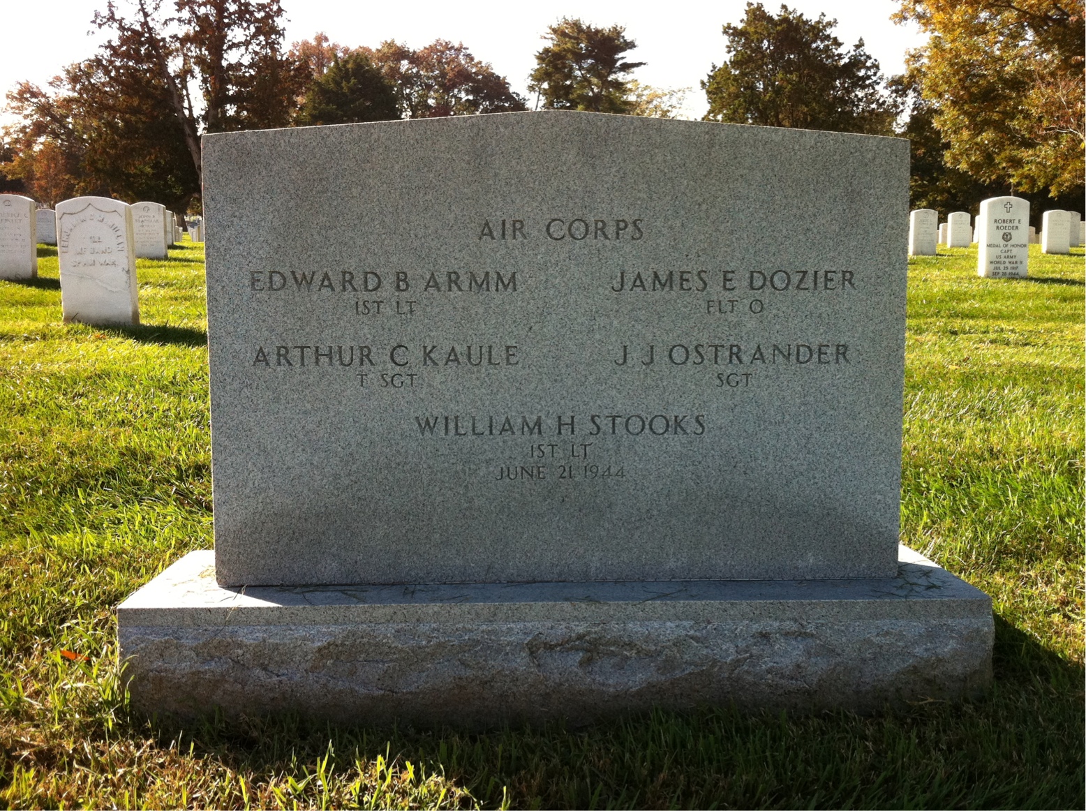 Edward Armm