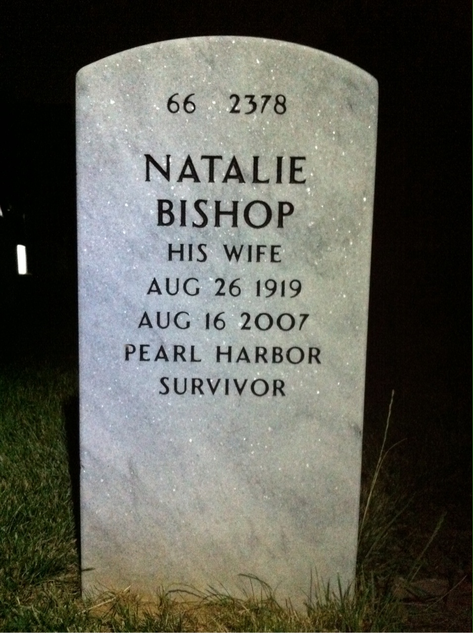 Back of headstone — Elbert Lindon