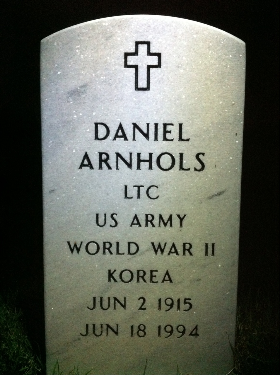 Daniel Arnhols