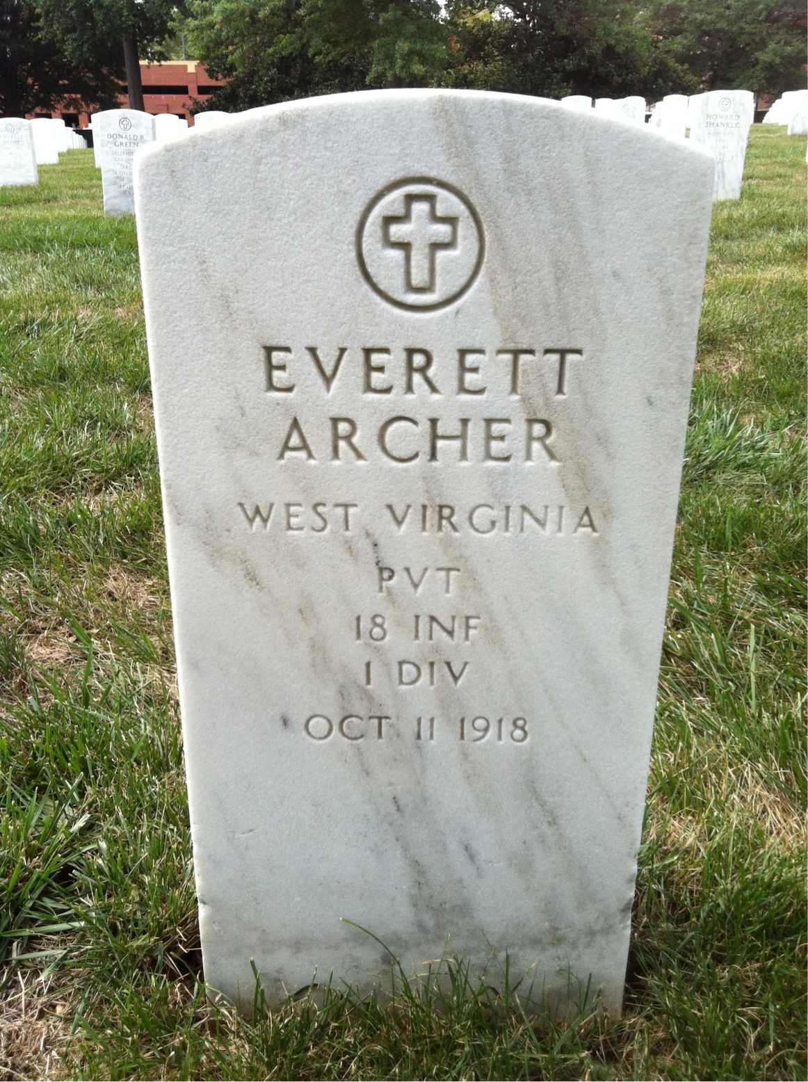 Everett Archer