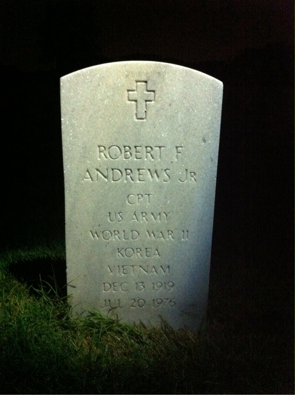 Robert Andrews