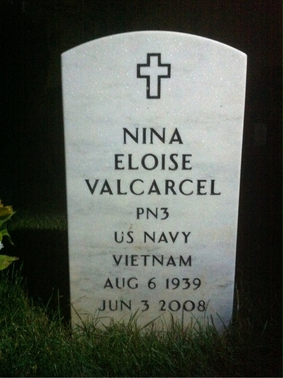 Nina Valcarcel