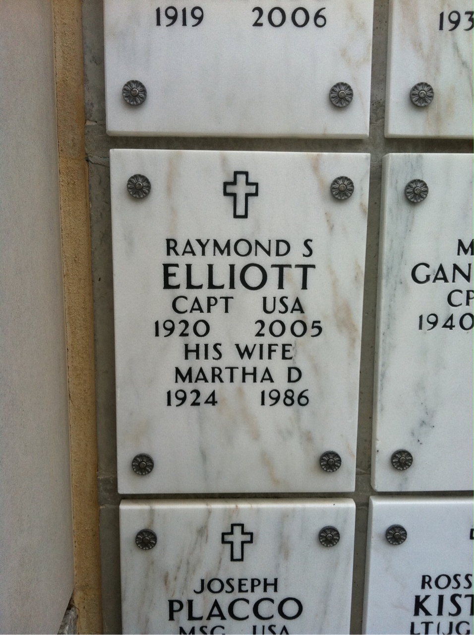 Raymond Elliott