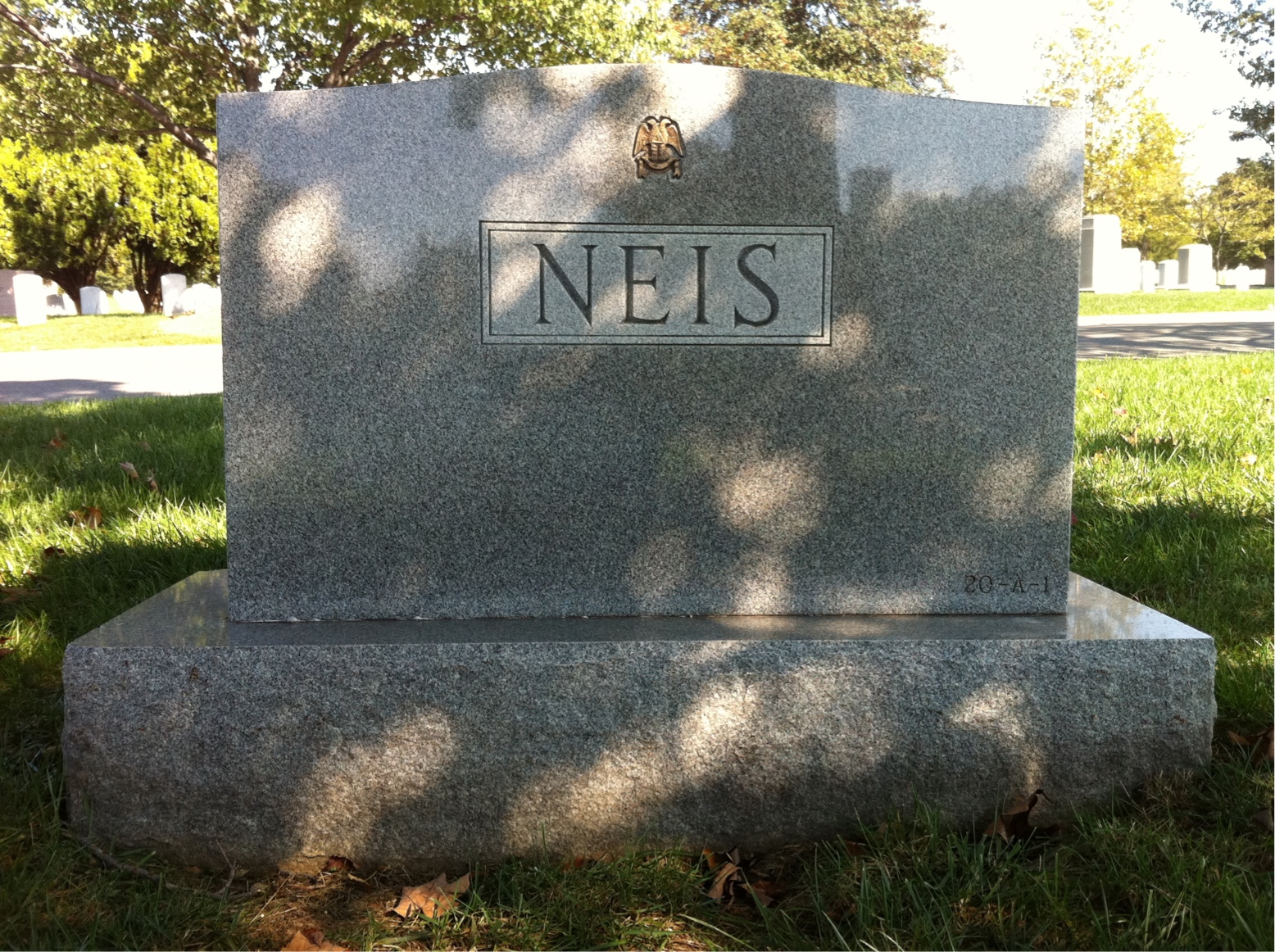 Back of headstone — Agnes Neis