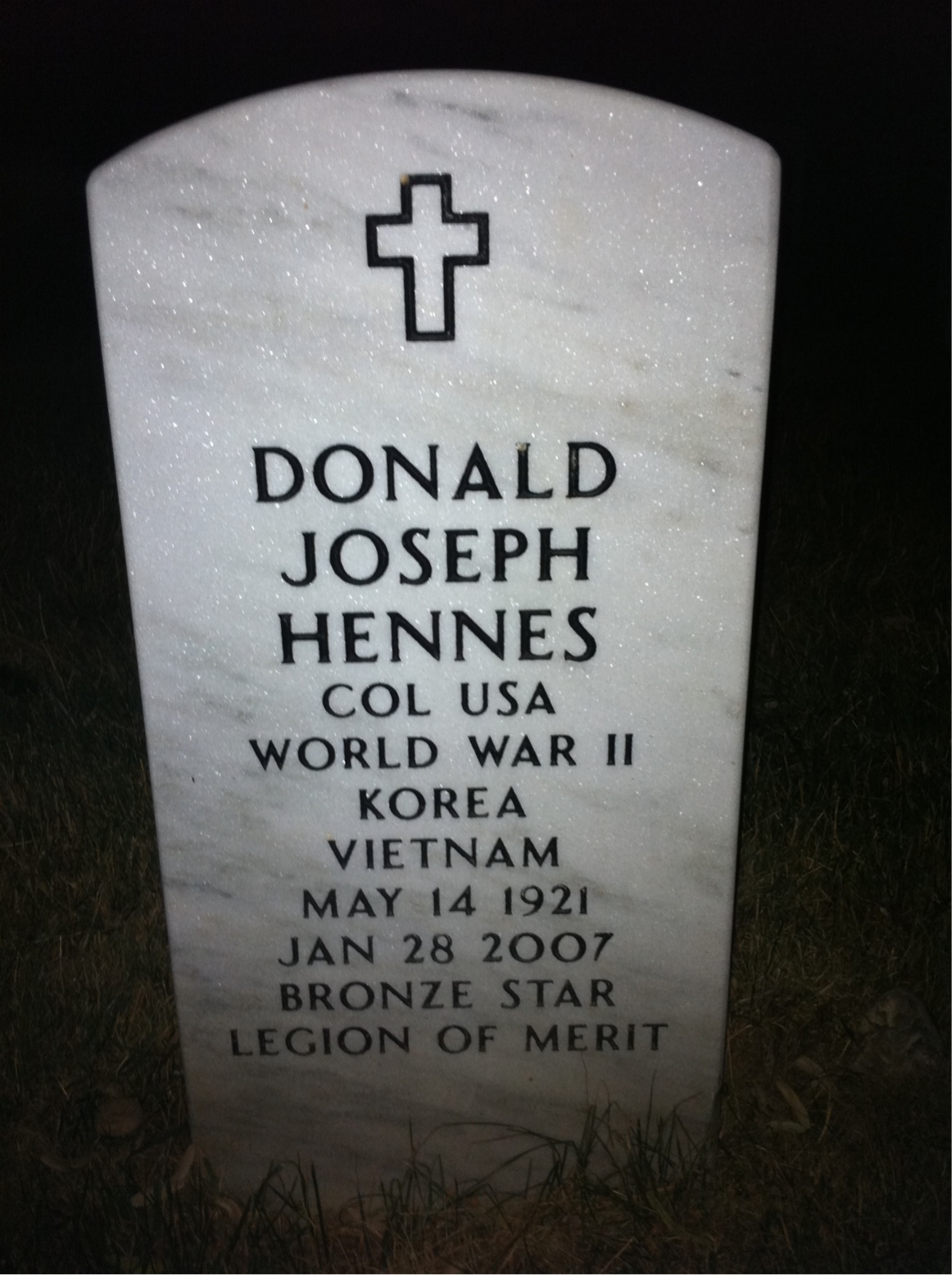 Donald Hennes