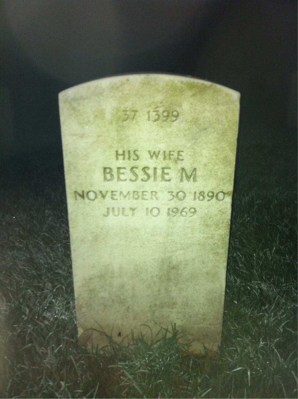Back of headstone — Willie Wilson