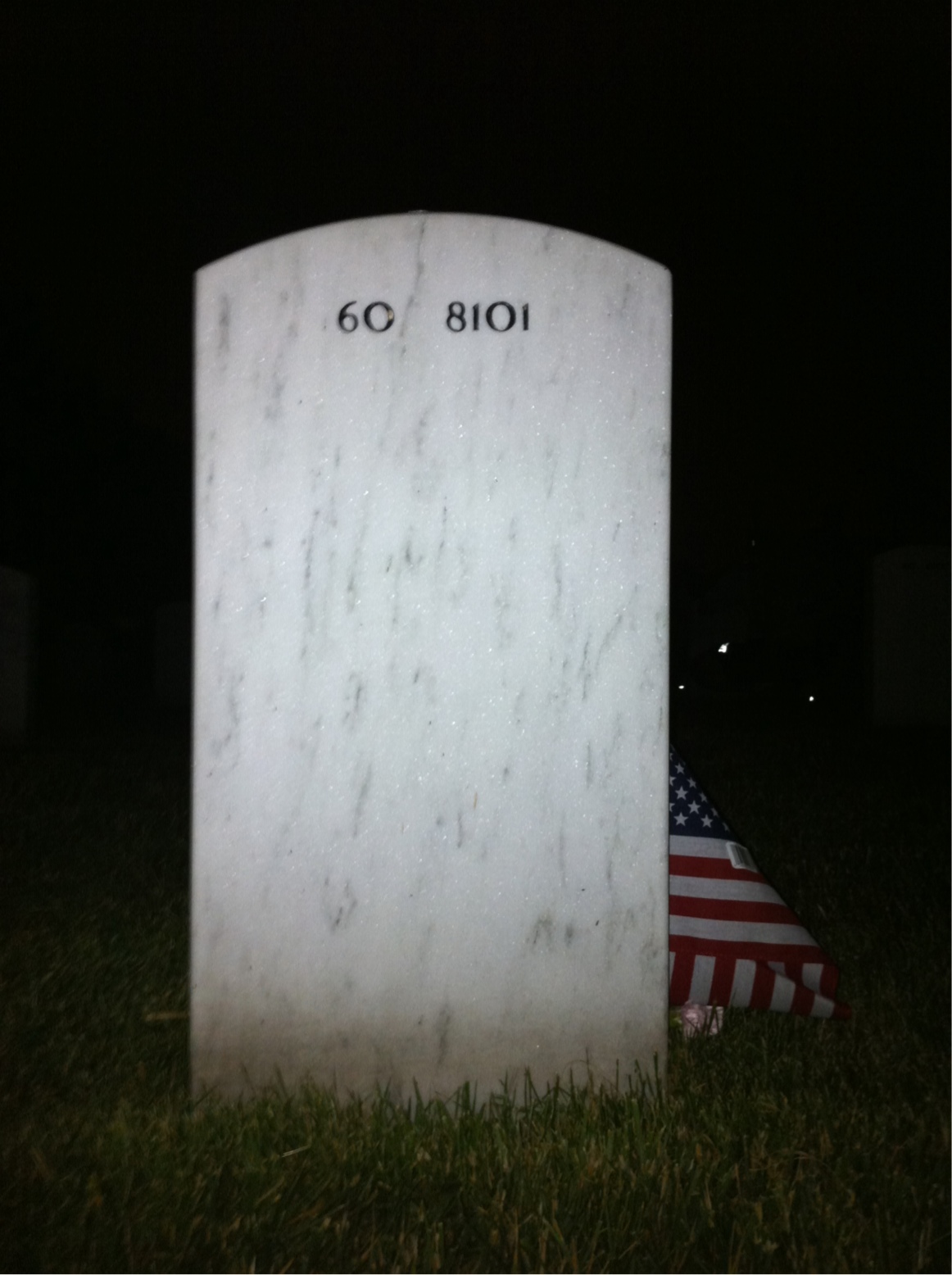 Back of headstone — Min Choi