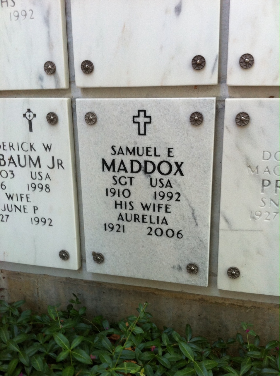 Samuel Maddox