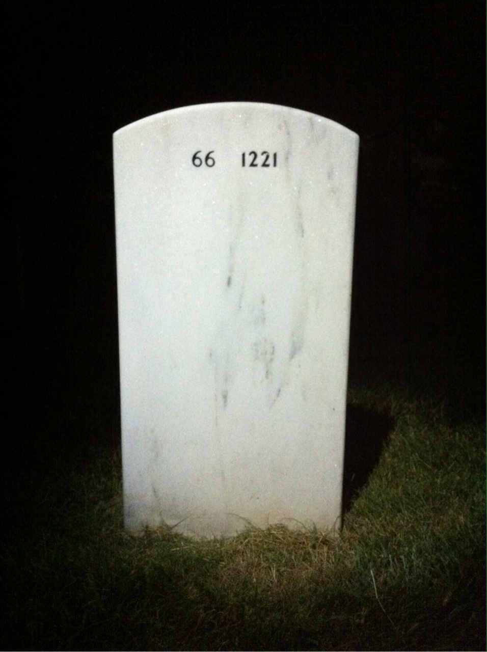 Back of headstone — Dorothy Fricke