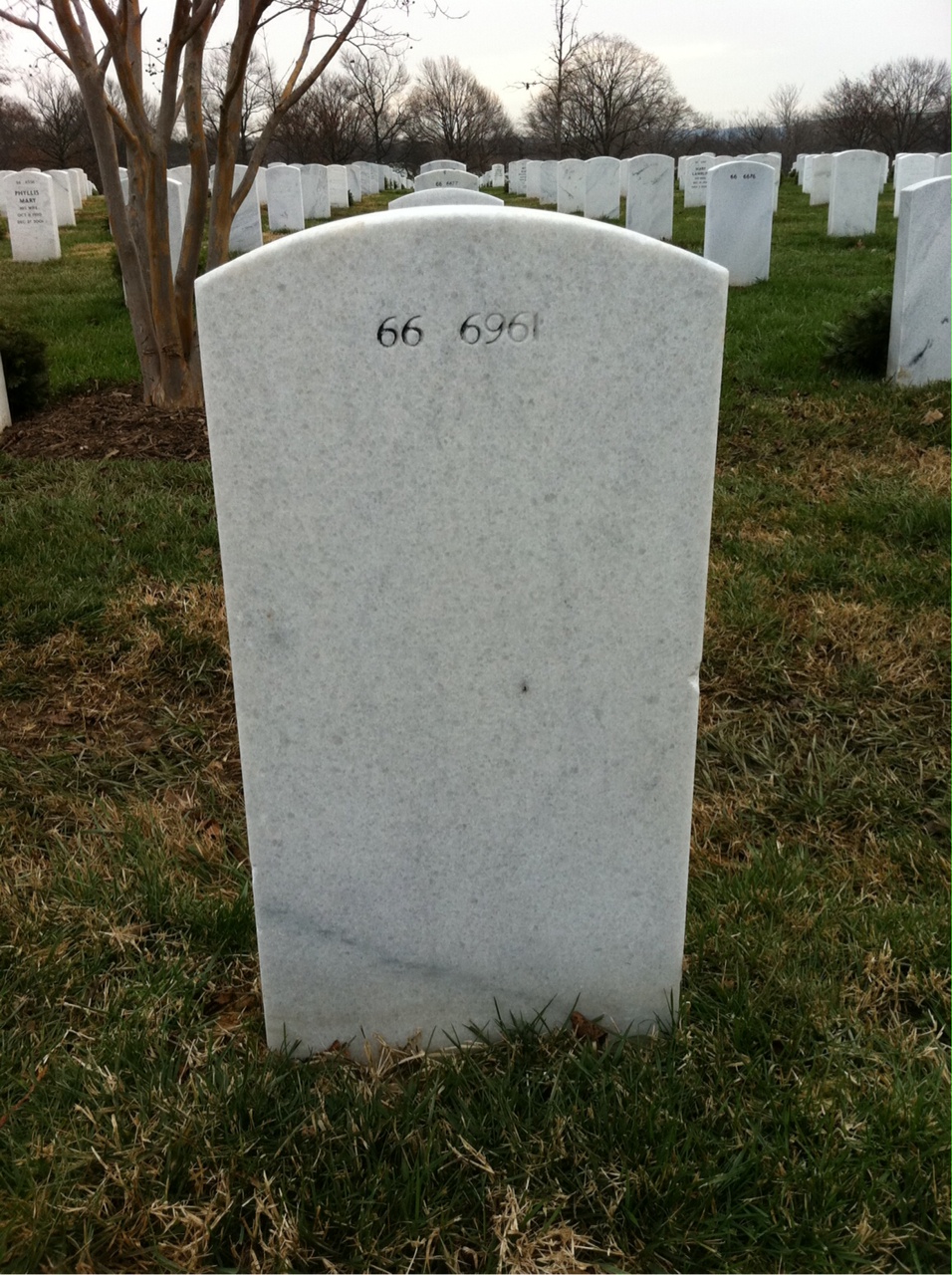 Back of headstone — Phyllis Bohn