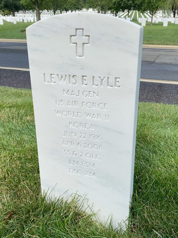 Lewis Lyle