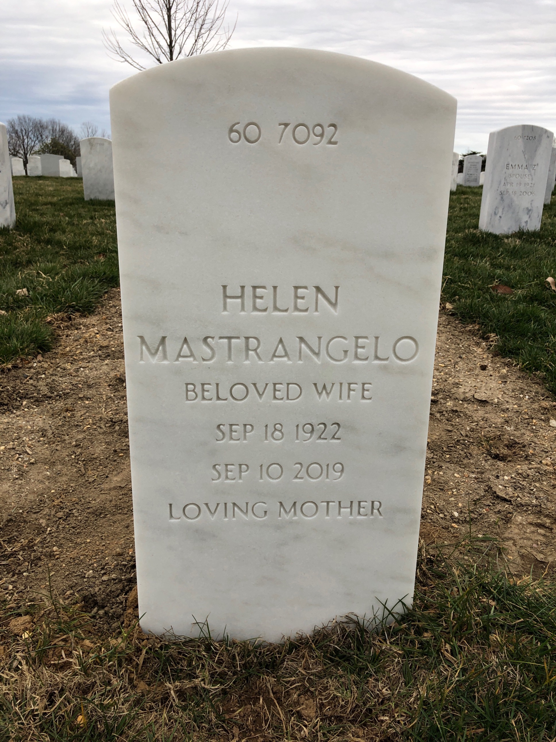 Back of headstone — Renis Landes