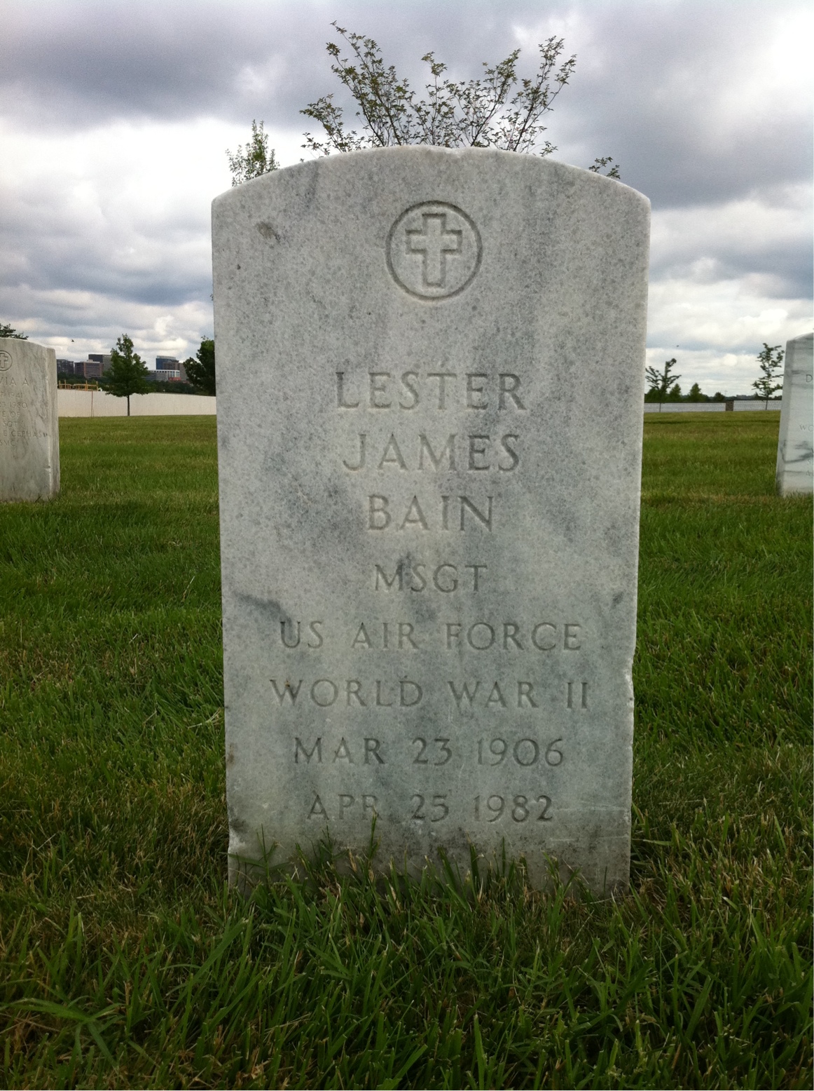Lester Bain