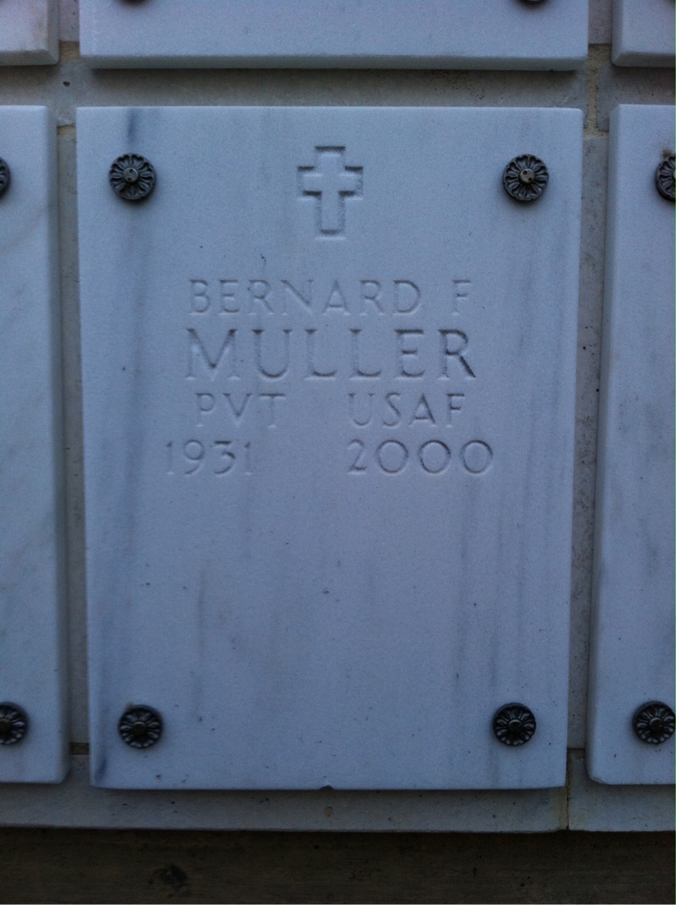Bernard Muller