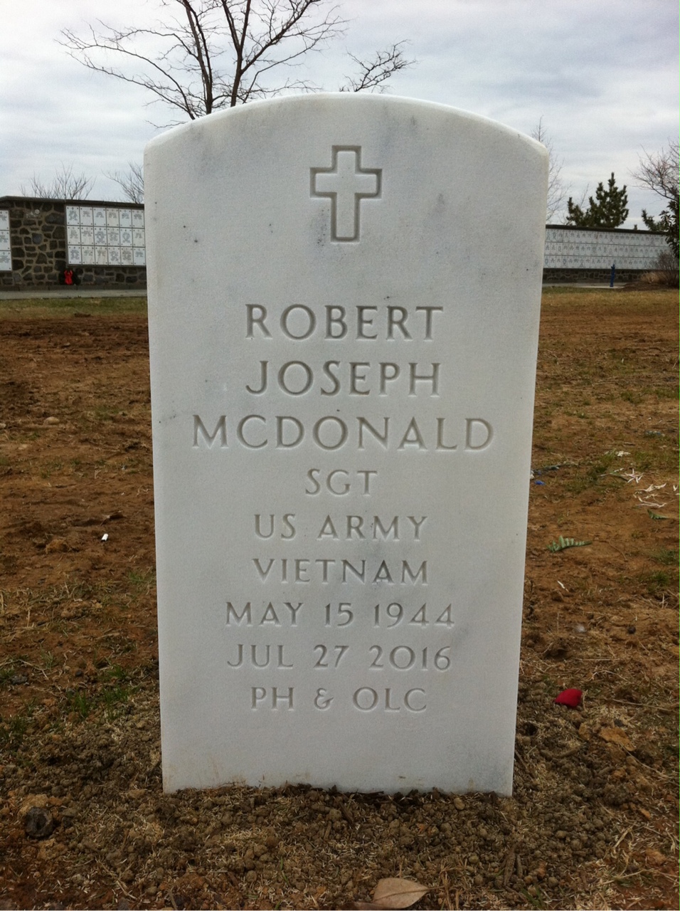 Robert J Mcdonald