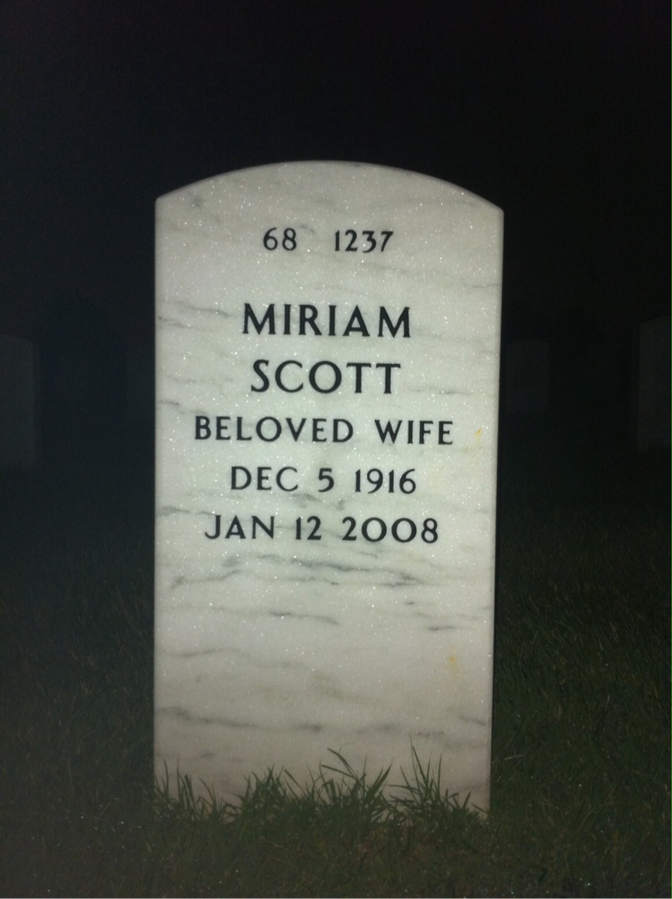 Back of headstone — Vadym Utgoff
