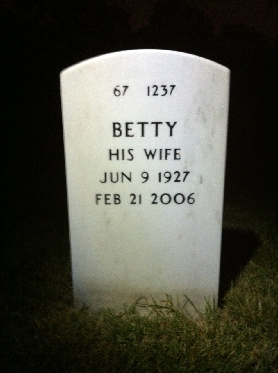 Back of headstone — Hildred Freeman