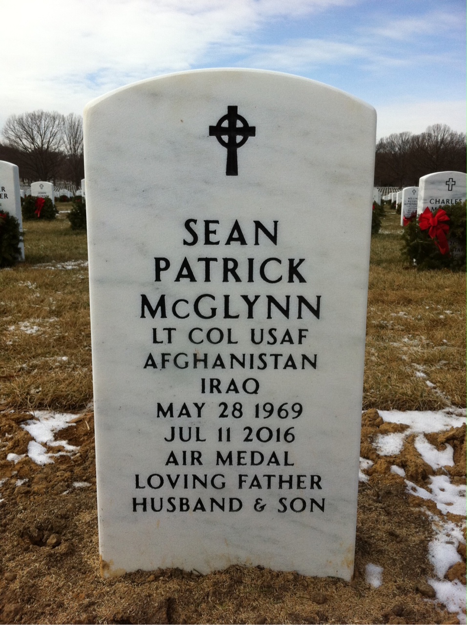Sean P Mcglynn