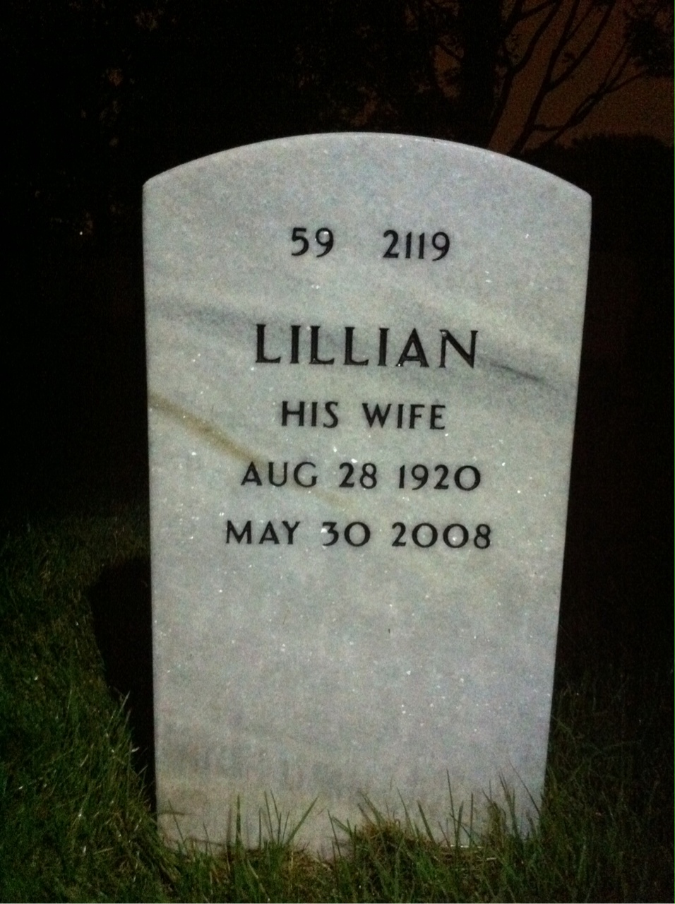 Back of headstone — Marvin Buschow