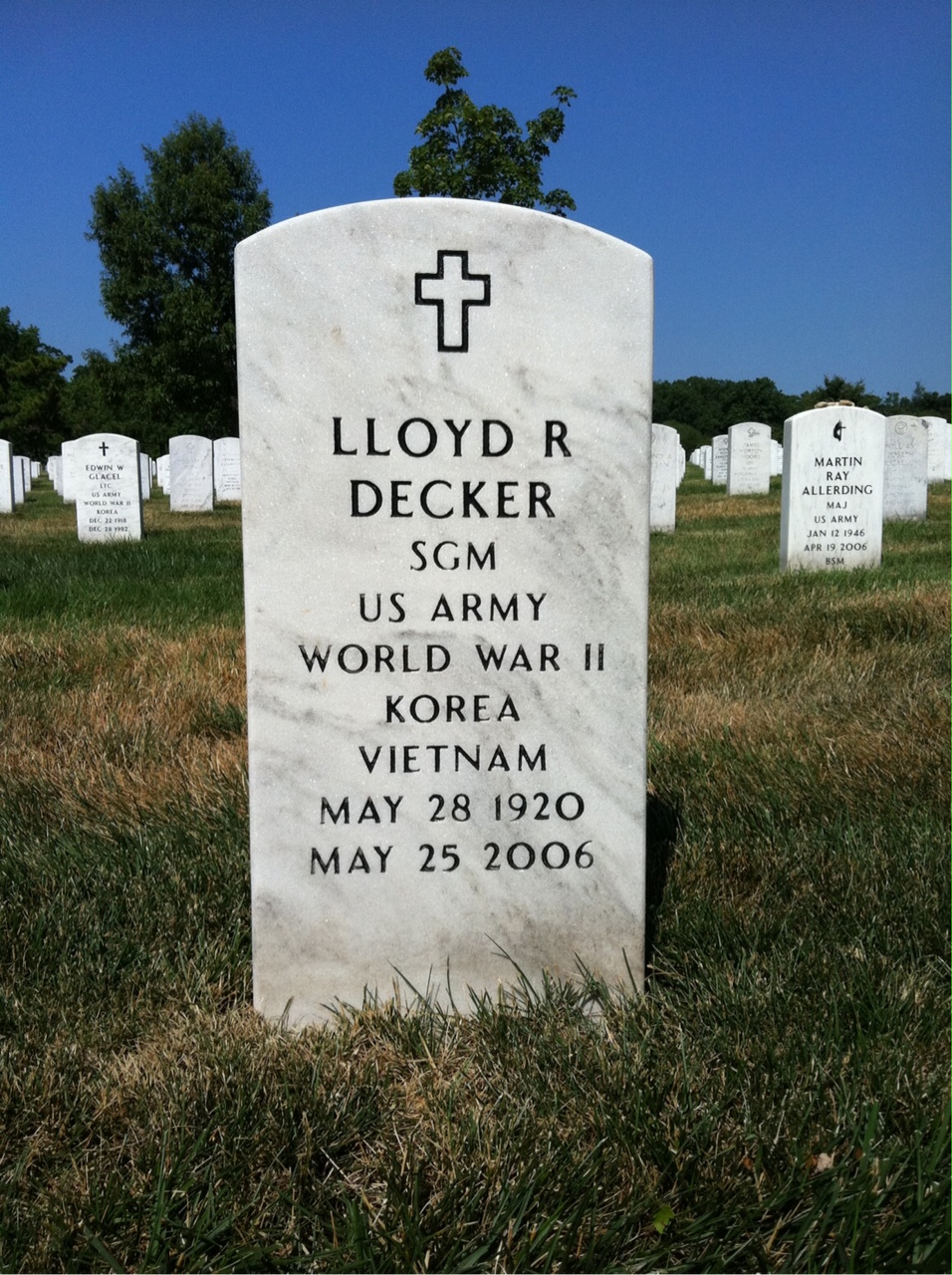 Lloyd Decker