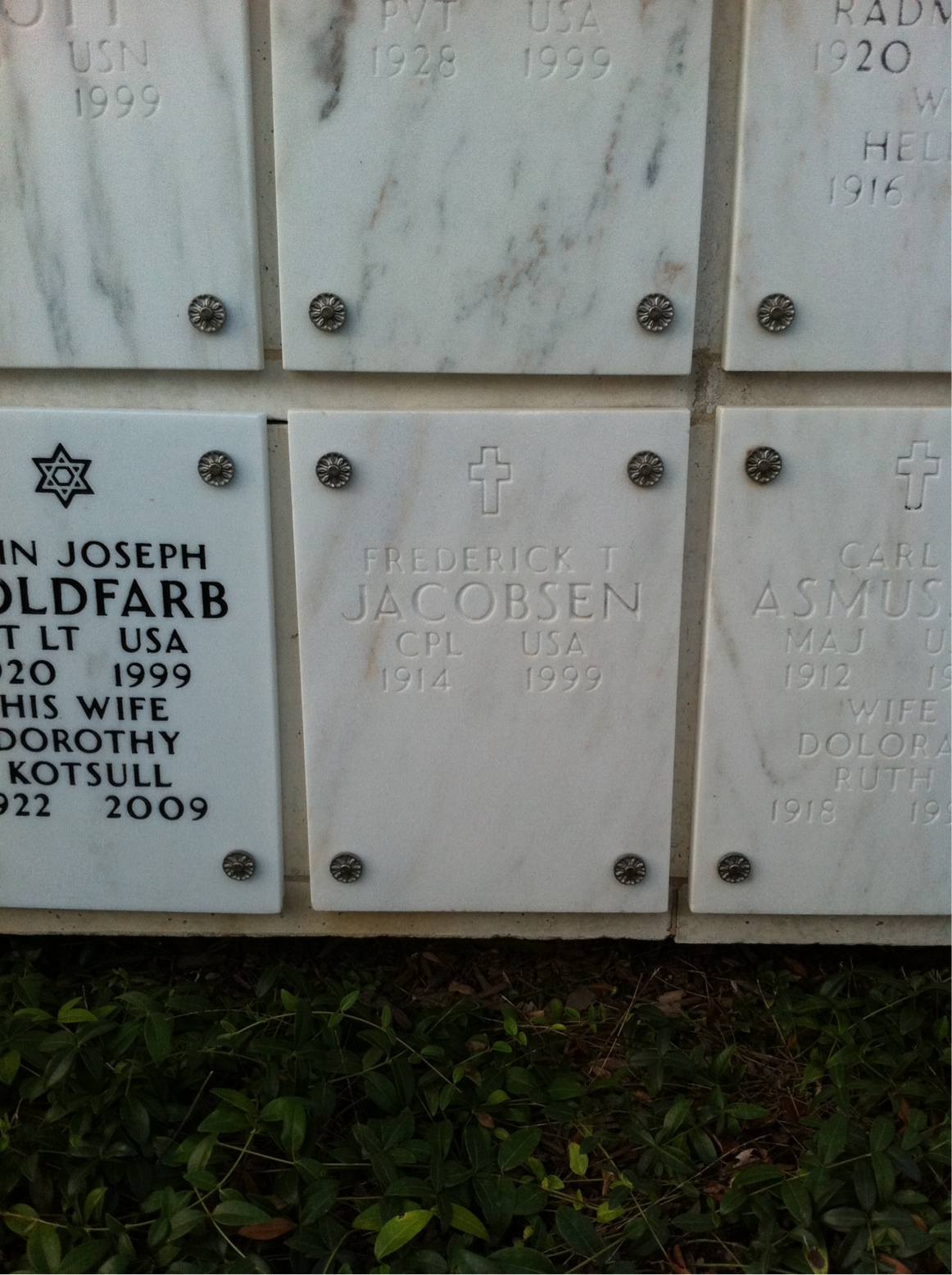 Frederick T Jacobsen