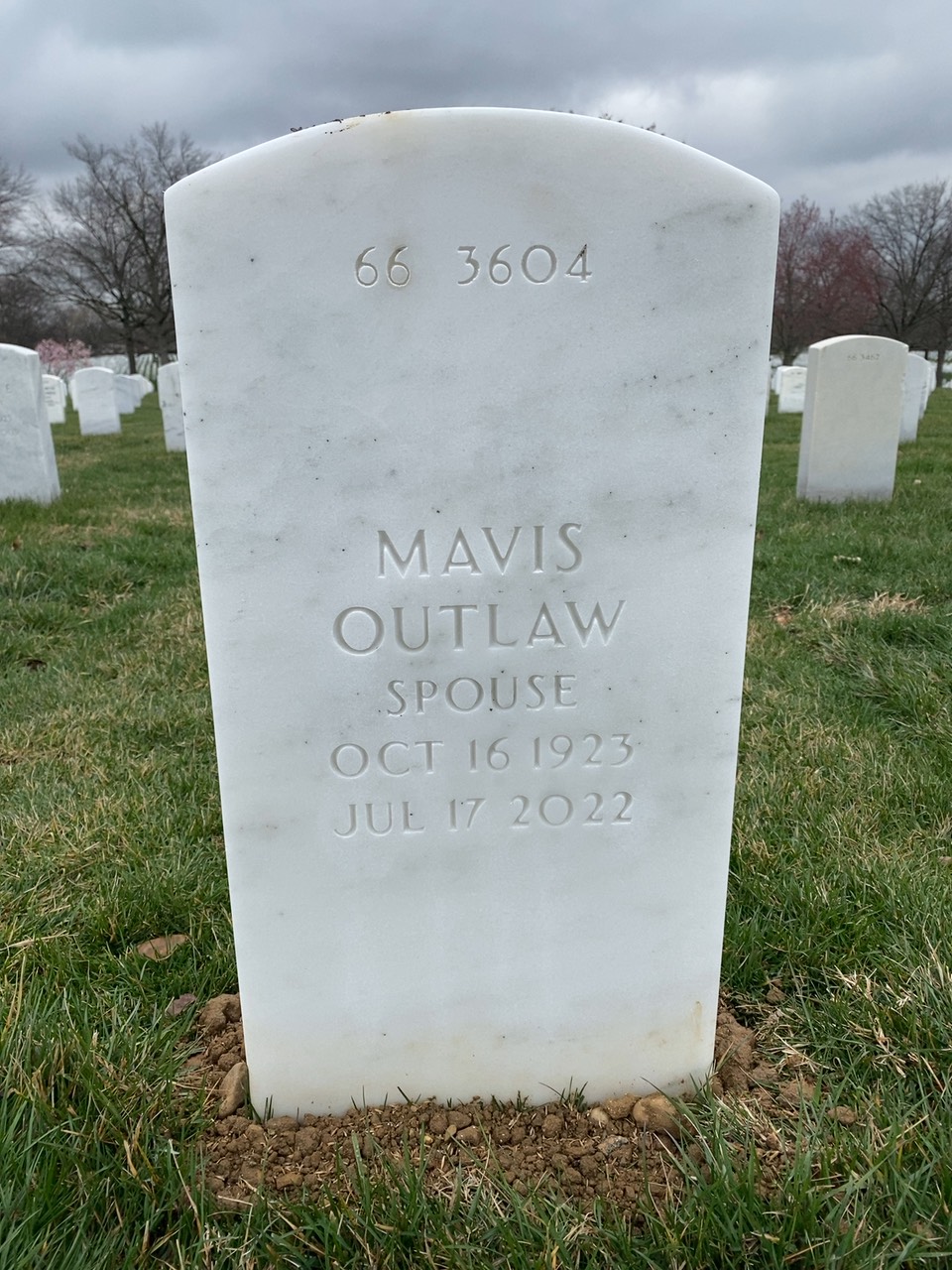 Back of headstone — Albert Mueller