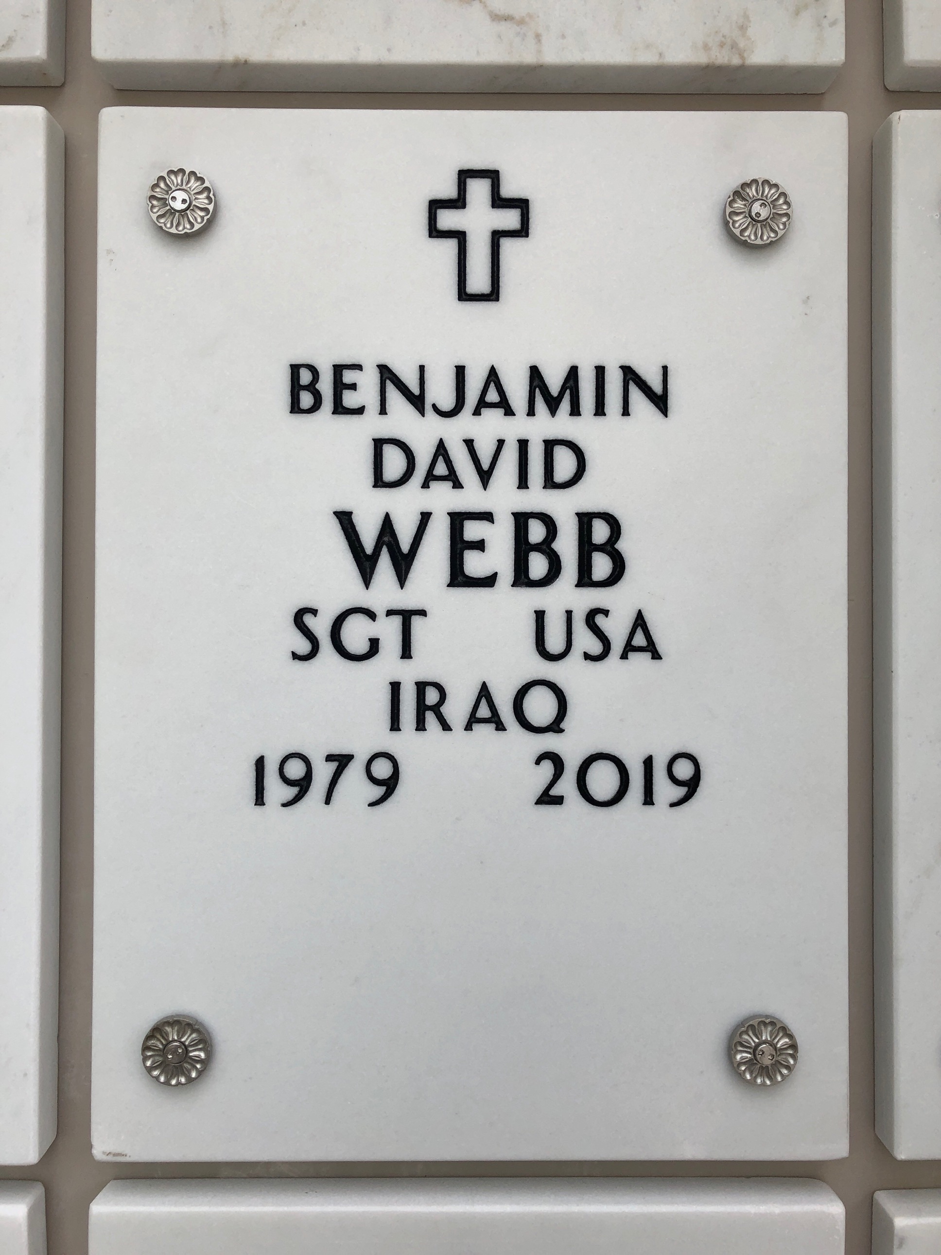 Benjamin D Webb