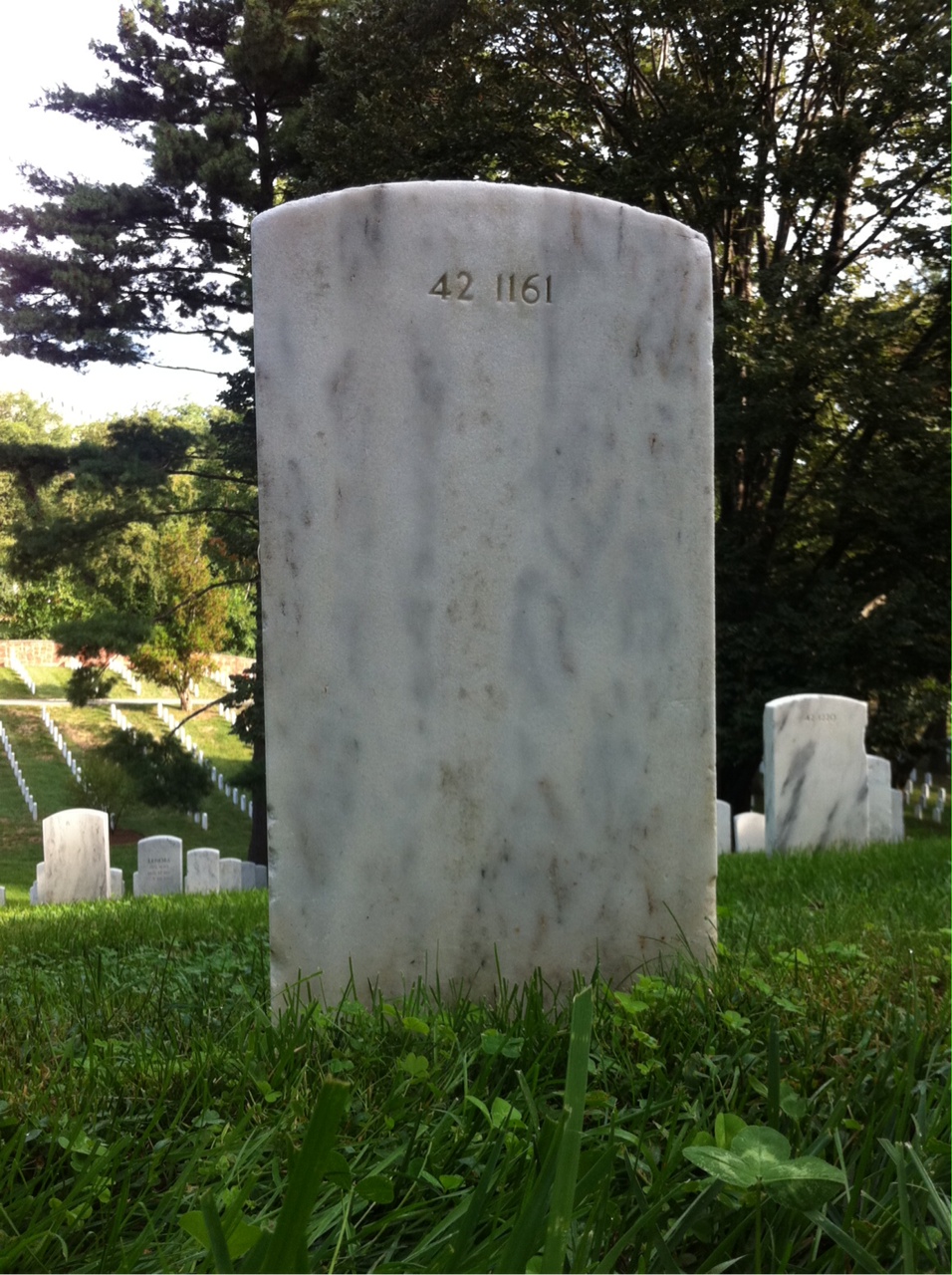 Back of headstone — Robert Lee Warren