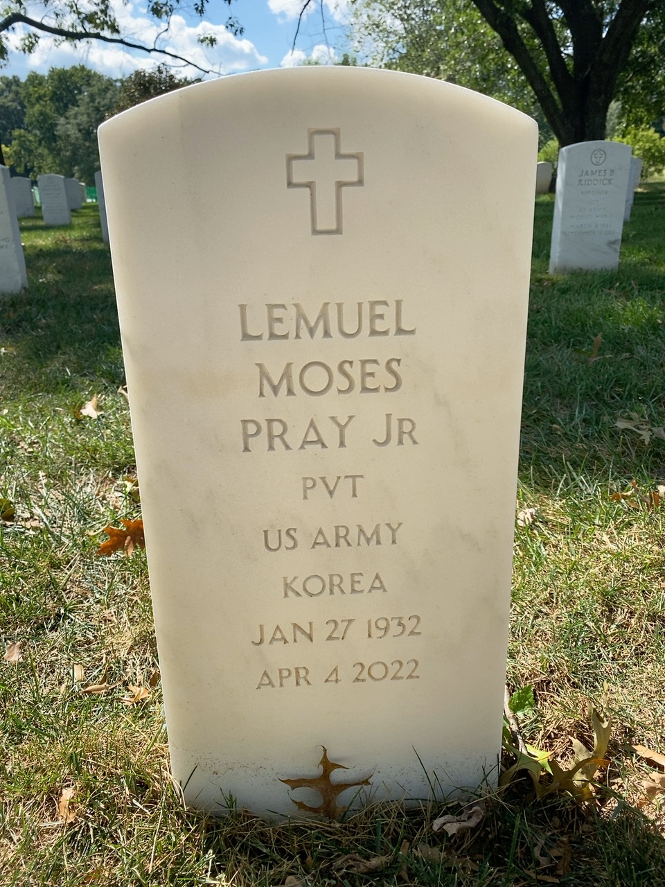Lemuel M Pray