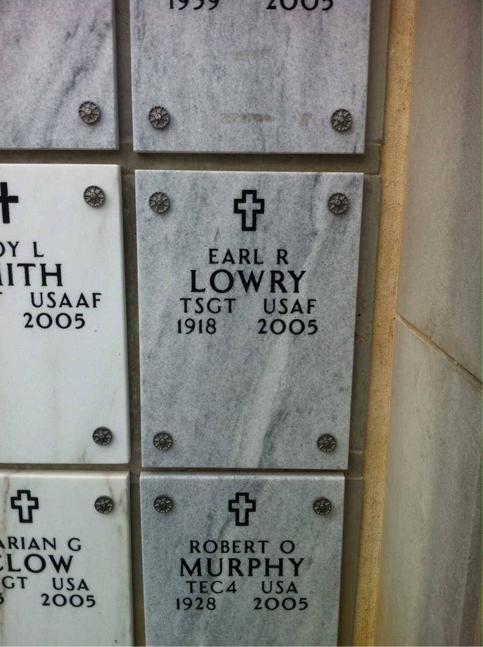 Earl Lowry