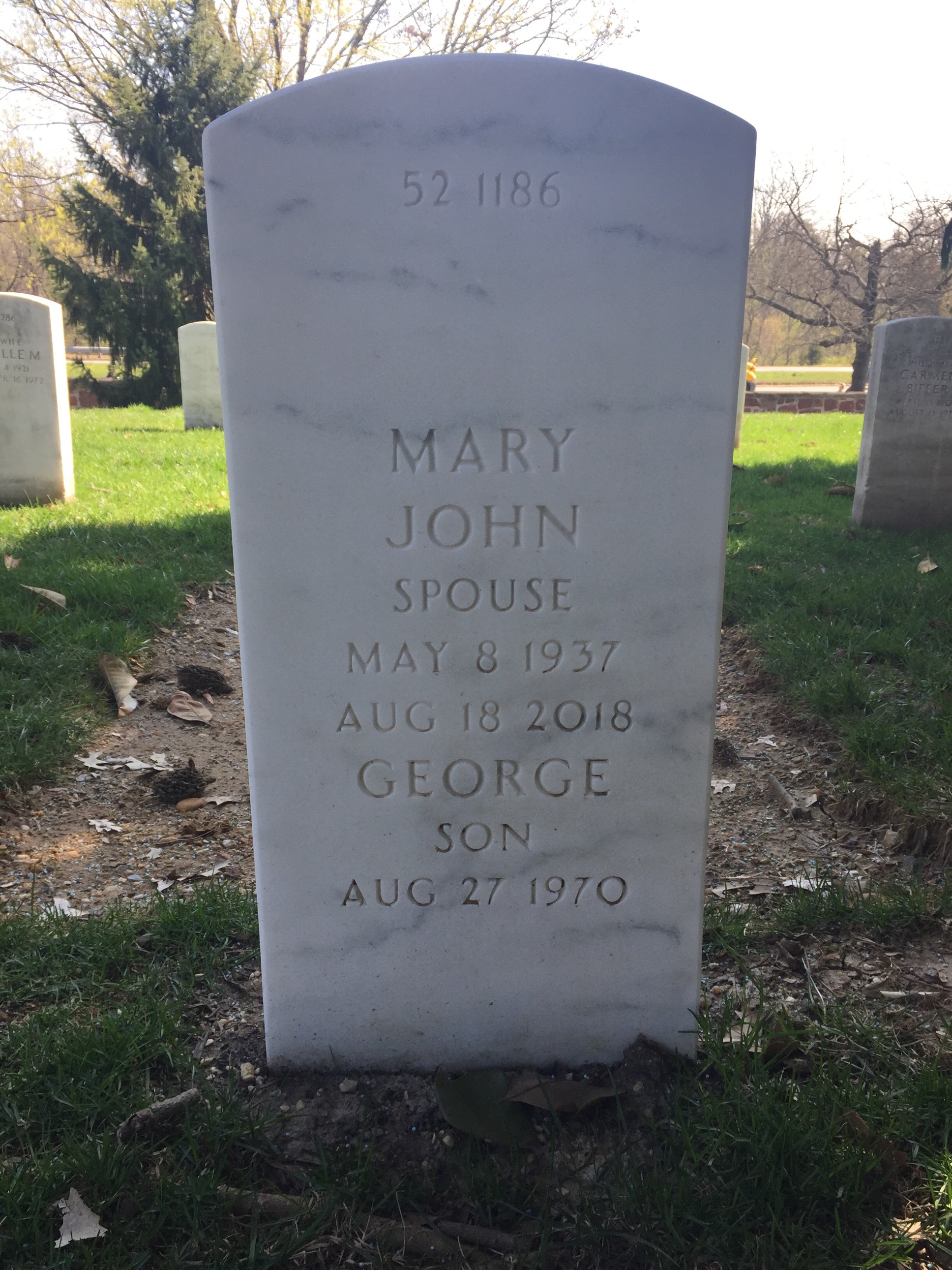 Back of headstone — Demetrios Armenakis