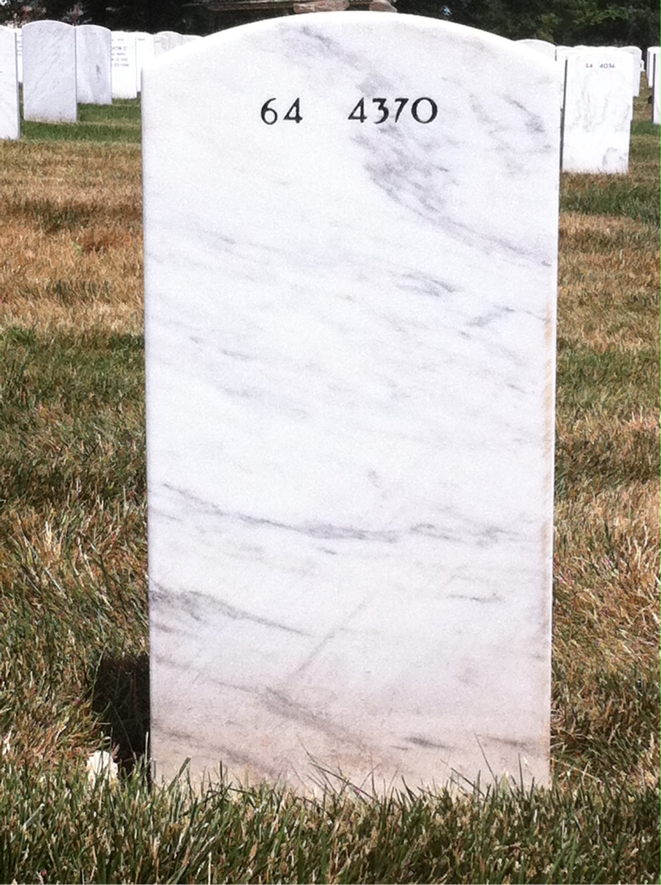 Back of headstone — Glenn Leister