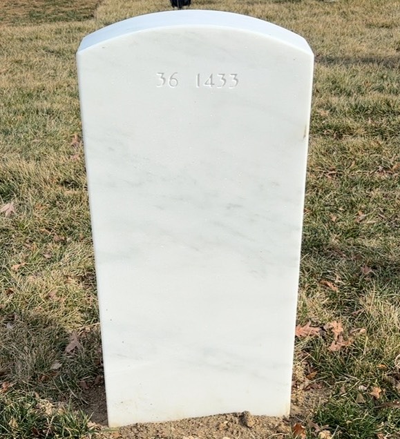 Back of headstone — Walter Lee Robinson