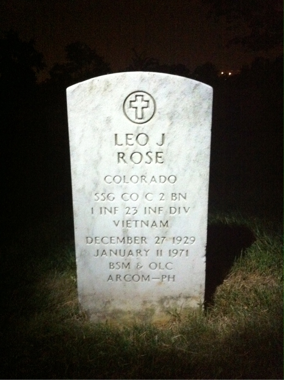 Headstone of Leo James Rose