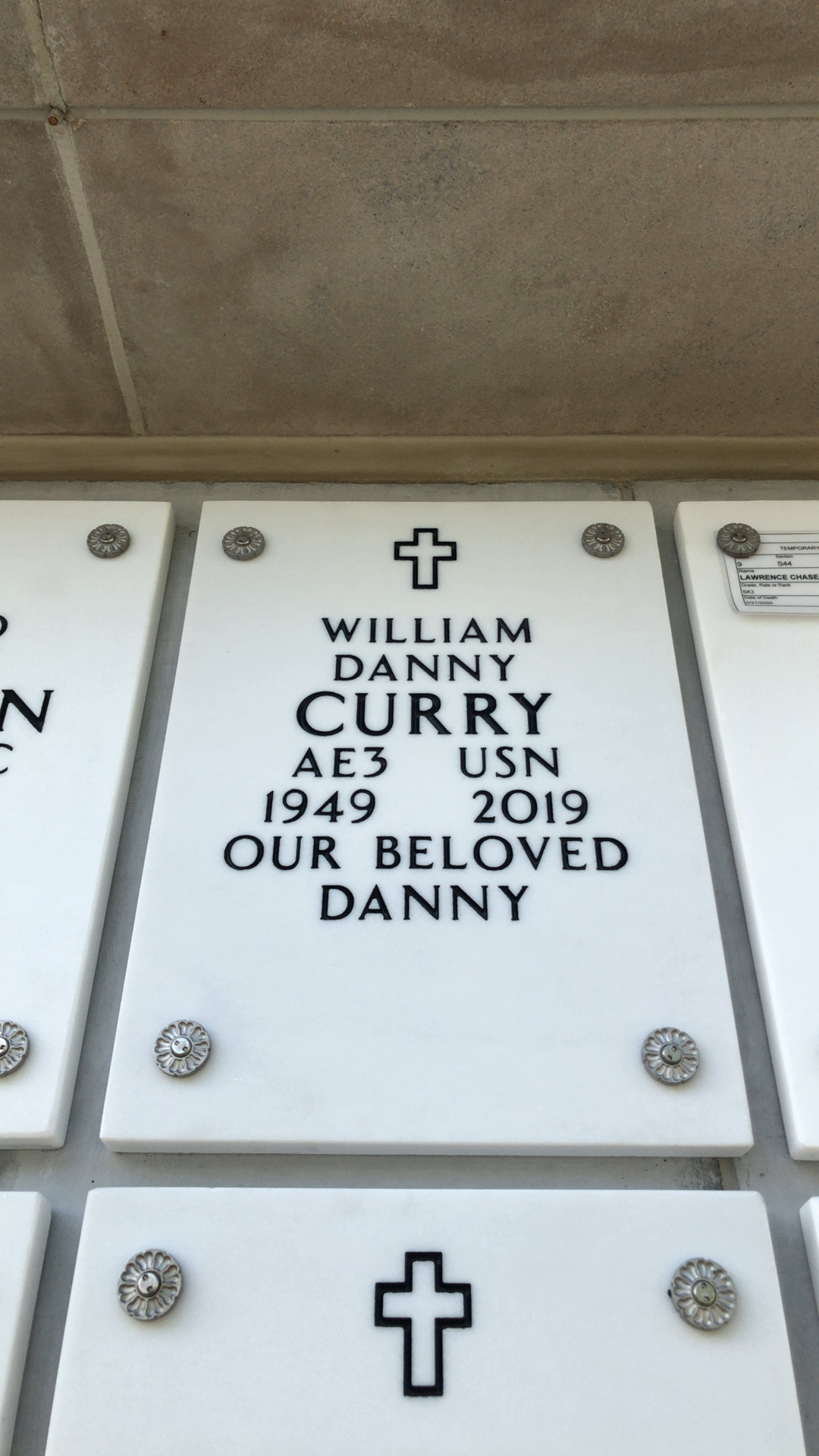 William D Curry