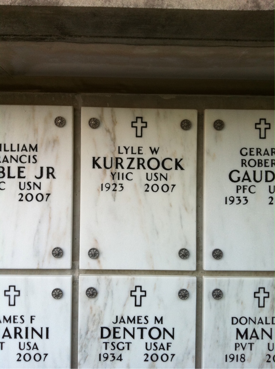 Lyle Kurzrock