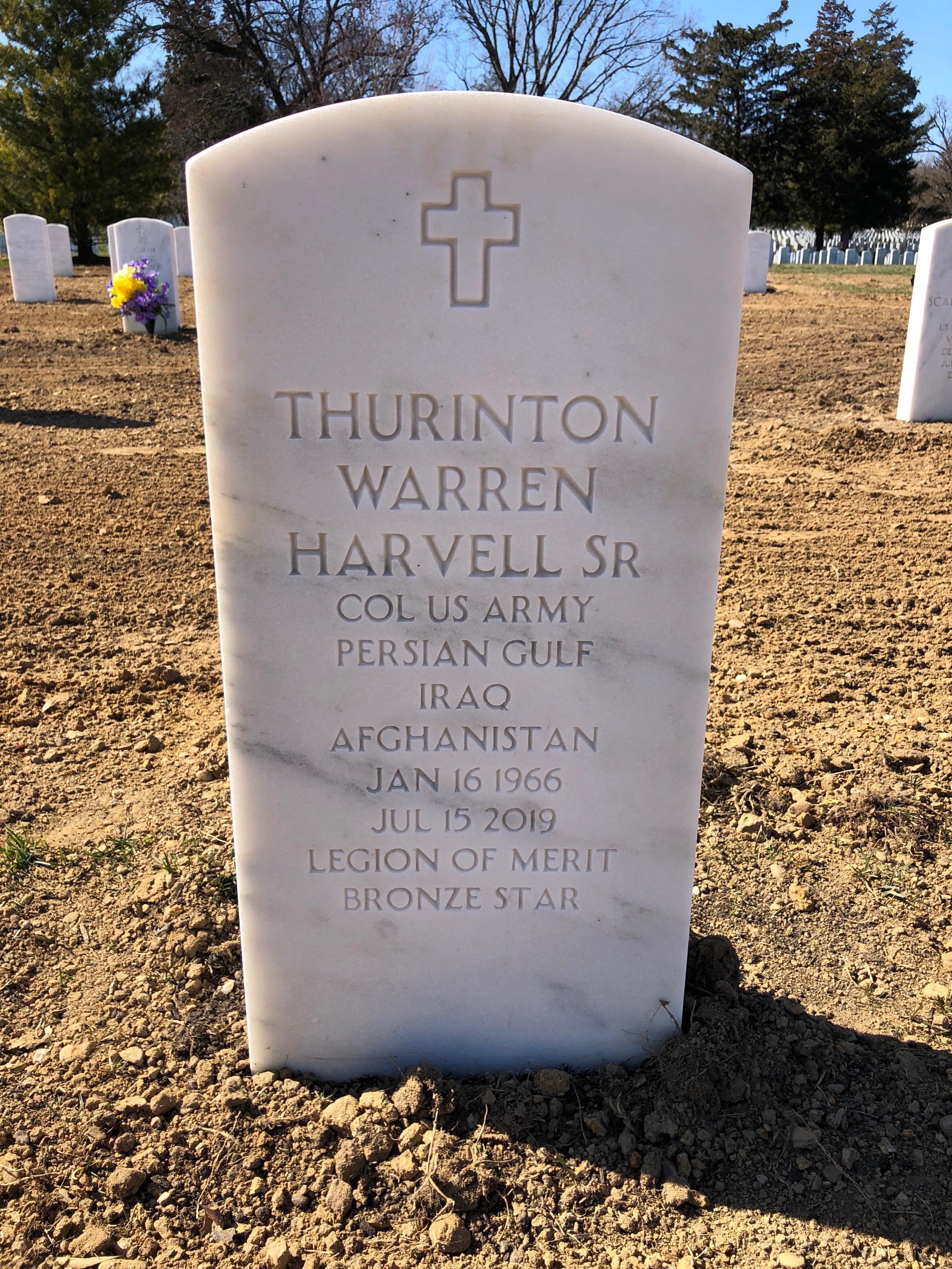 Thurinton W Harvell