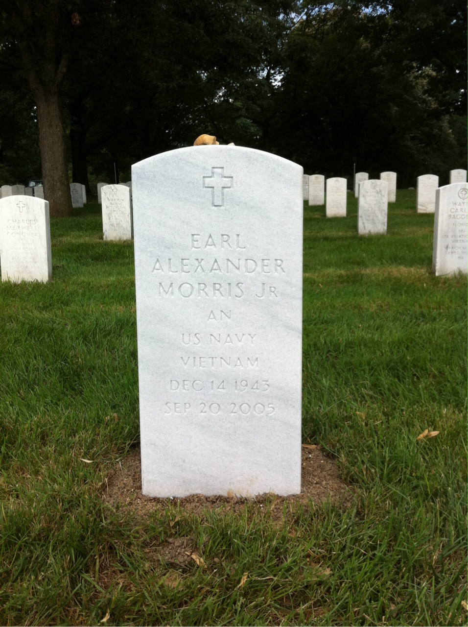 Earl Morris