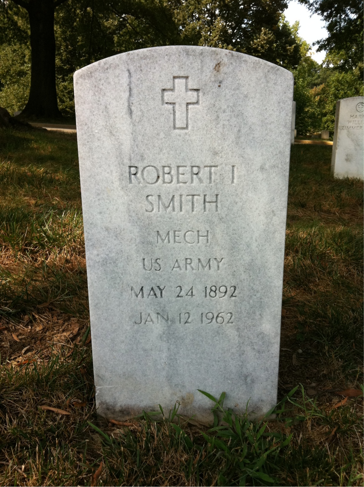Robert J Smith