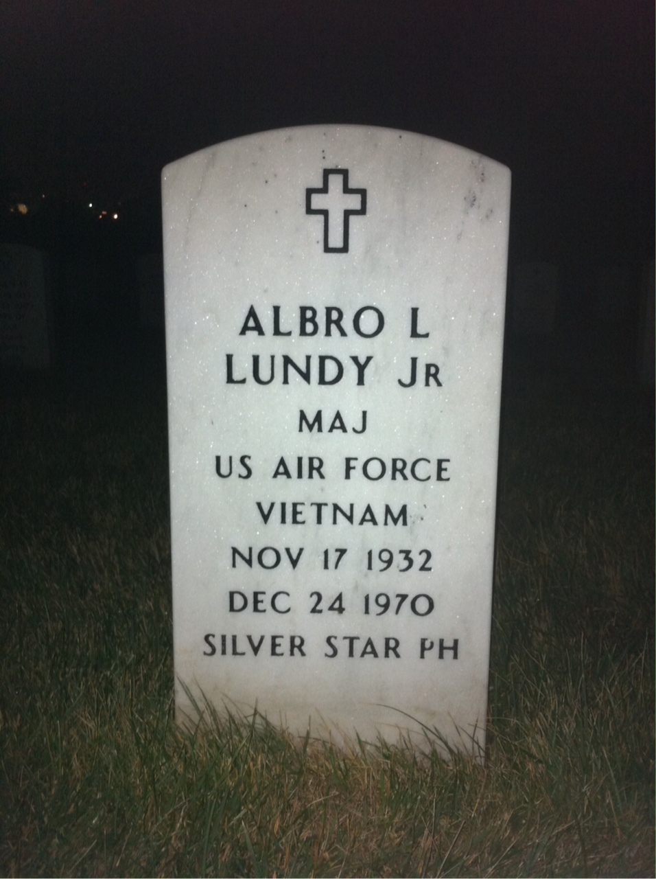 Albro Lundy