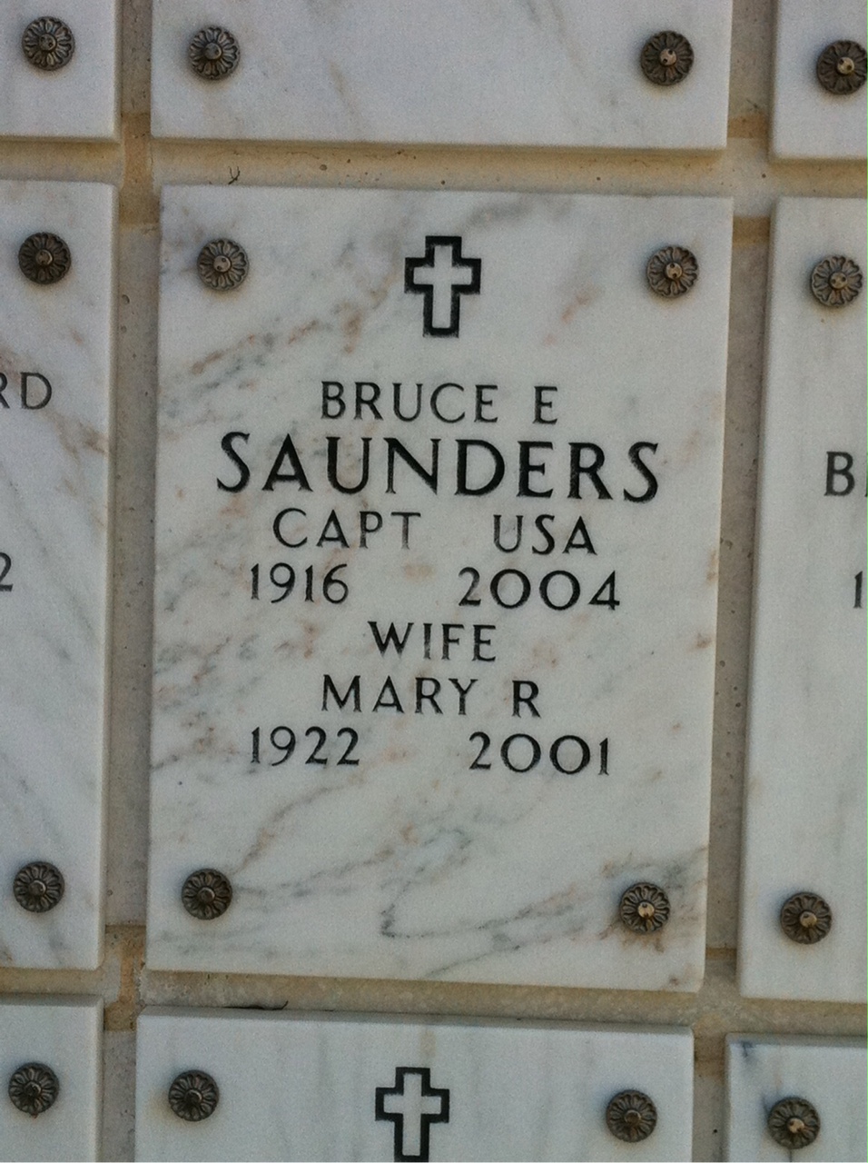 Bruce Saunders