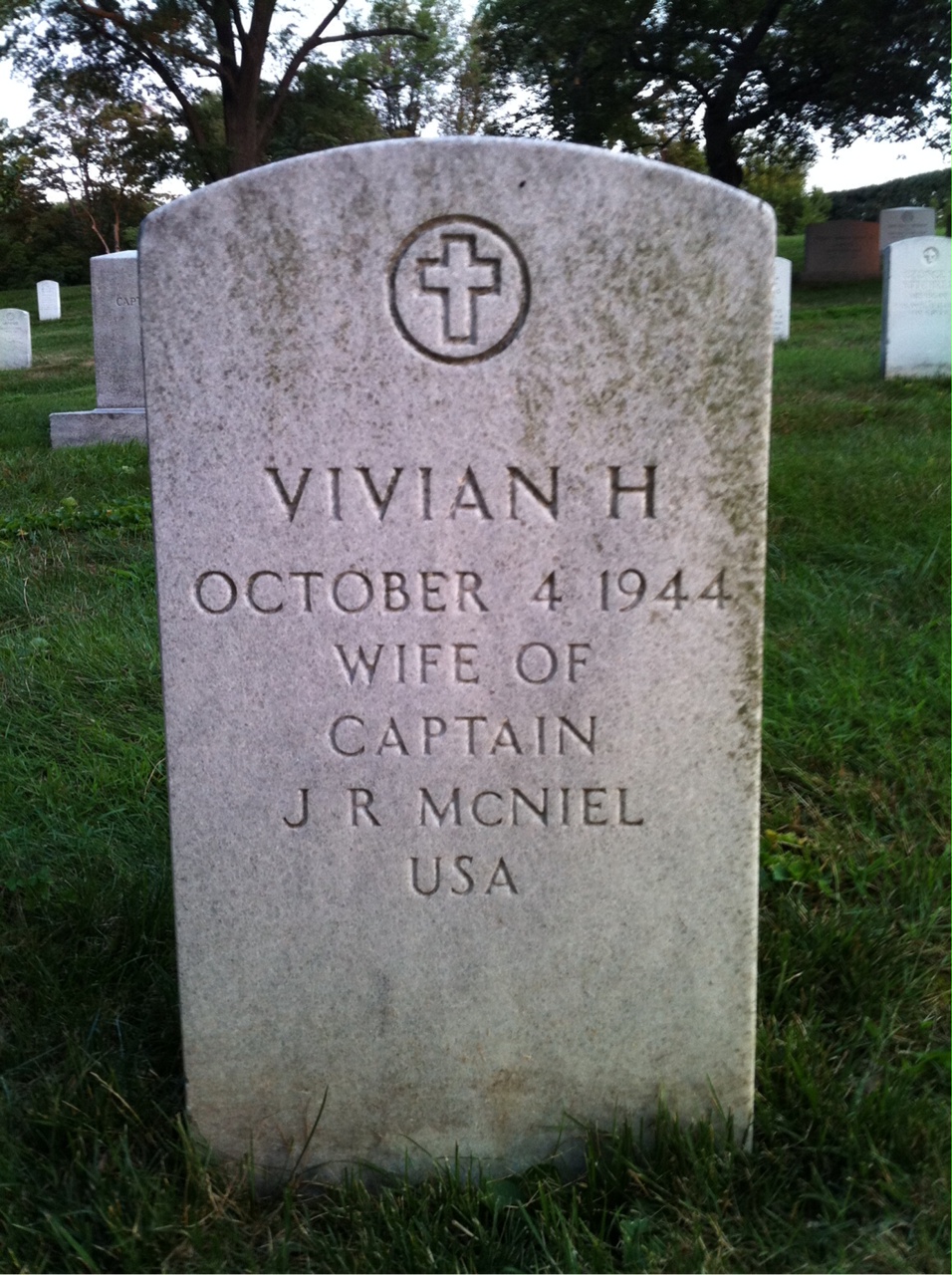 Vivian Mcniel
