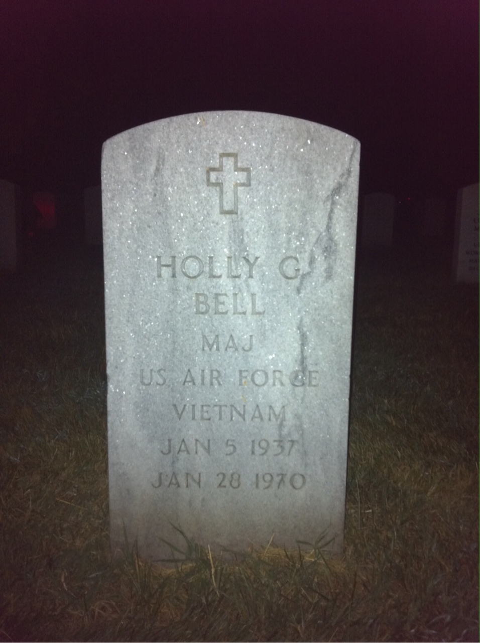 Headstone of Holly Gene Bell