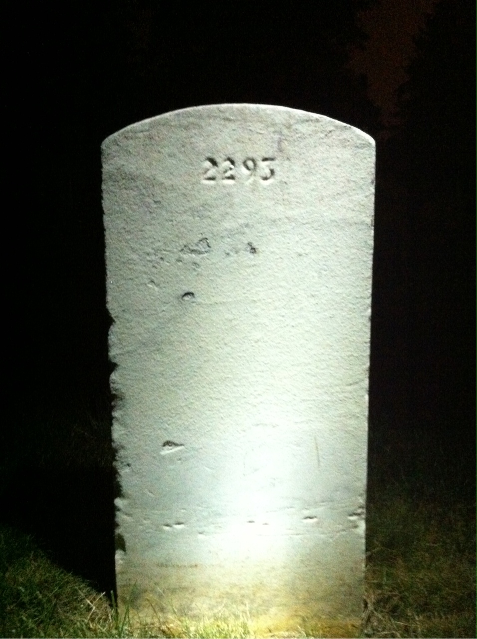 Back of headstone — Abigill Avery