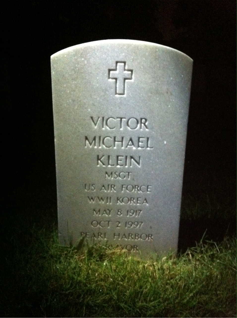 Victor M Klein