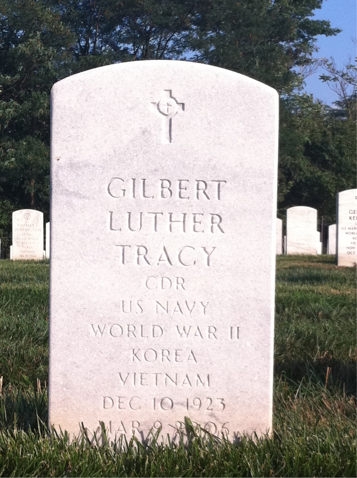 Gilbert Tracy