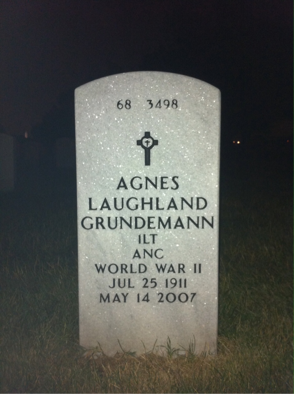 Back of headstone — Agnes Grundemann