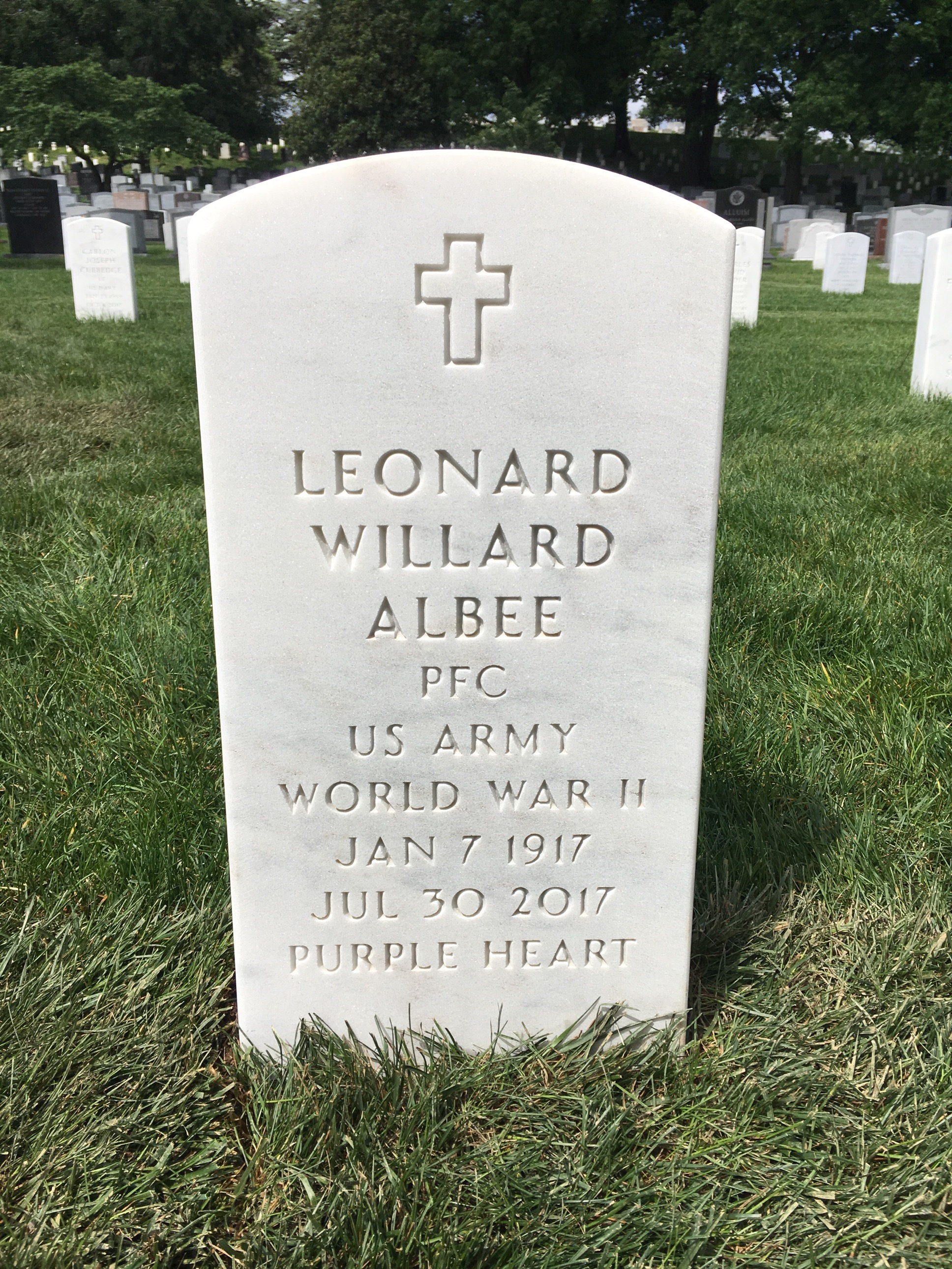 Leonard Albee